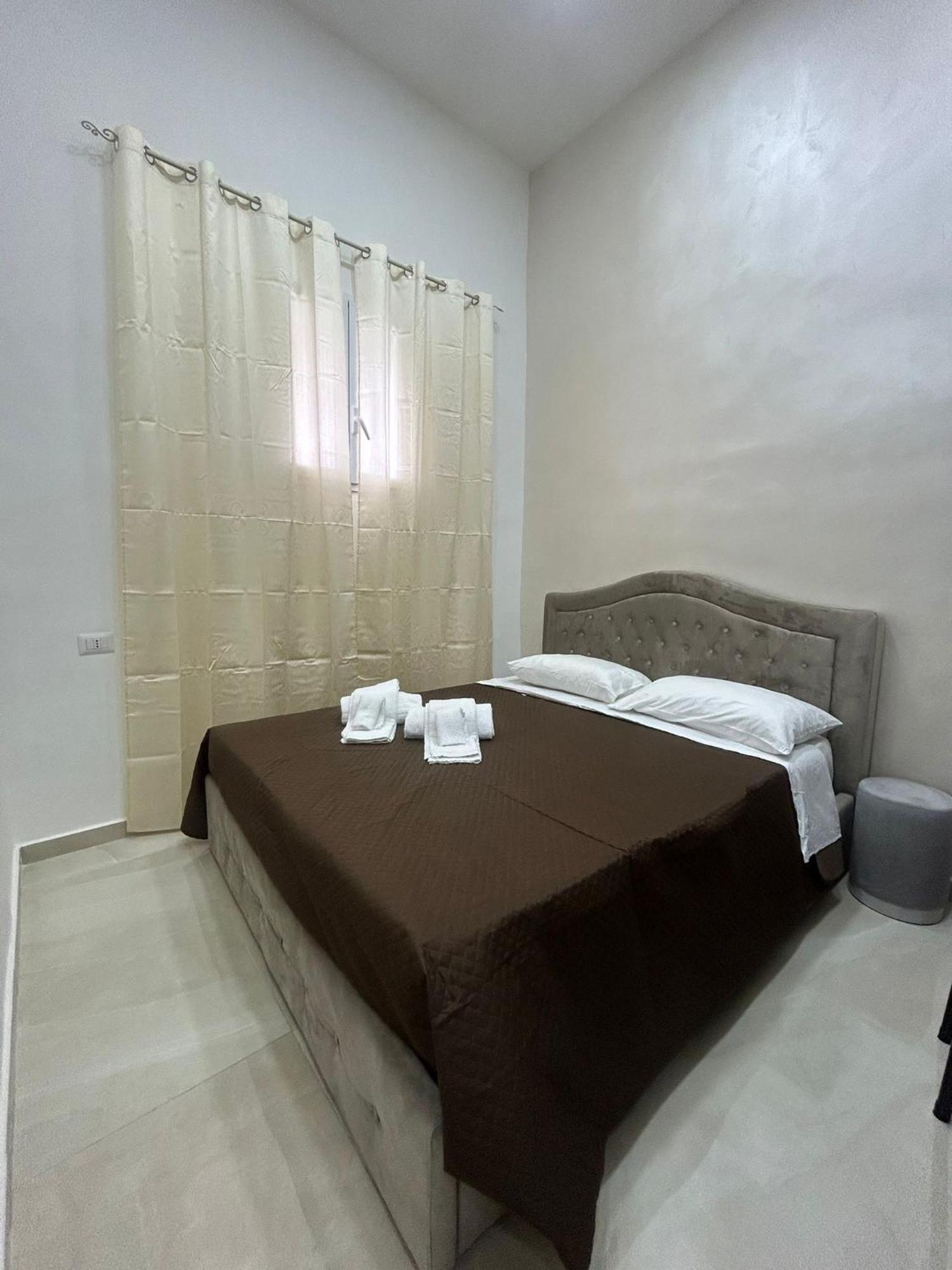 נאפולי Luxury Rooms Carbonara 95 מראה חיצוני תמונה